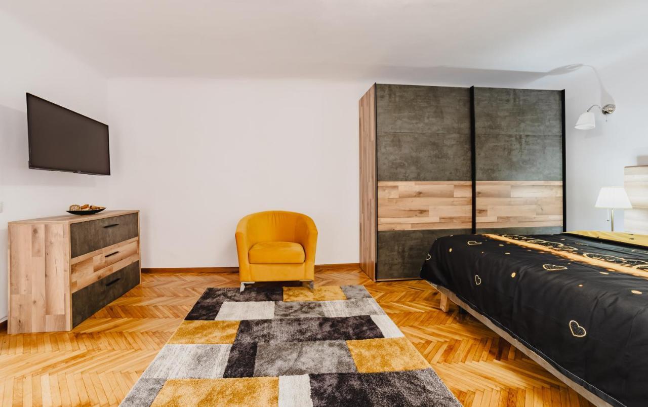 Republicii Premium Apartamento Braşov Exterior foto